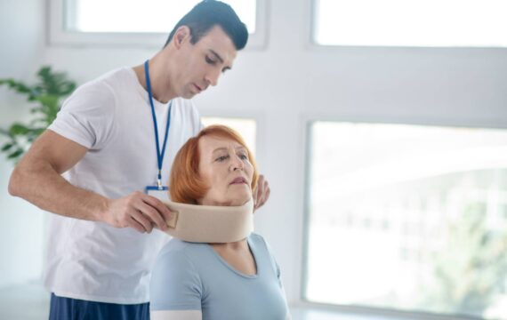 Early Physical Therapy for Whiplash