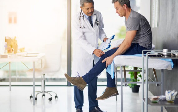 How Physical Therapy Clinics Help You Recover from Auto Accidents